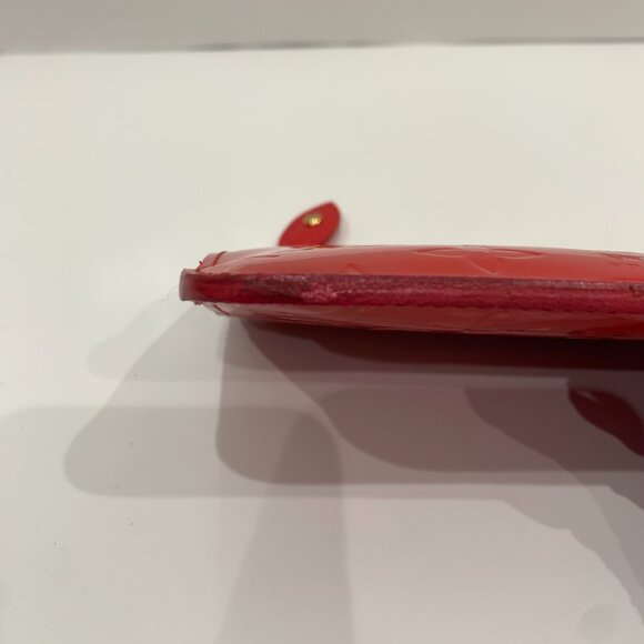 Louis Vuitton Red Vernis Key Cles Sku#84558 - Picture 6 of 12